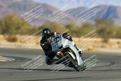 media/Jan-09-2022-SoCal Trackdays (Sun) [[2b1fec8404]]/Turn 14 (10am)/